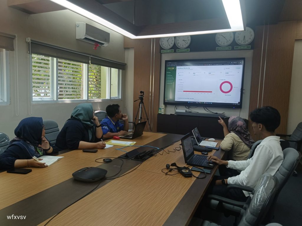 Optimalisasi Rekrutmen Mahasiswa Baru: UNAS Gelar Rapat Koordinasi Pengembangan Aplikasi CRM Bersama Wakil Rektor dan Pimpinan BPTSI